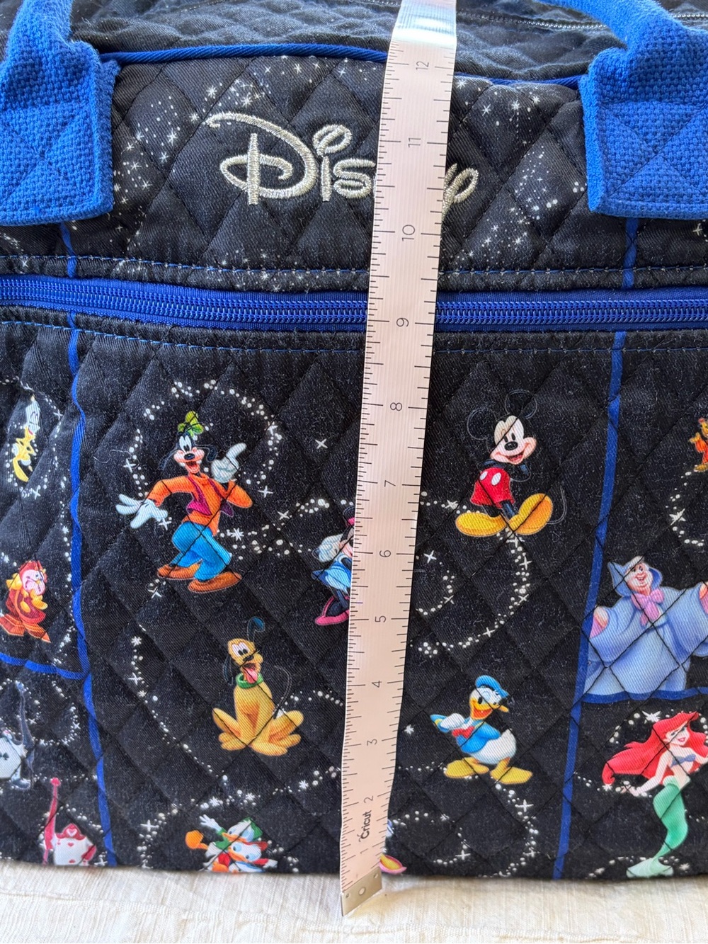 ‼️SOLD‼️ Disney "Relive the Magic" Quilted Weekender Tote Bag - Picture 10 of 16
